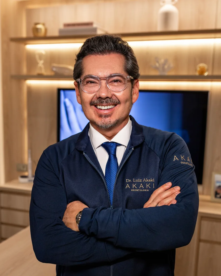 Dr. Luiz Akaki, especialista da Akaki Odontologia